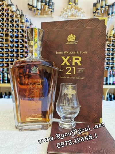 Rượu Johnnie Walker XR 21 - Hộp Quà 2019